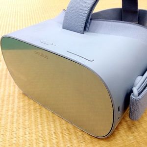 Oculus Go Standalone VR 32 GB - WITH BOX!